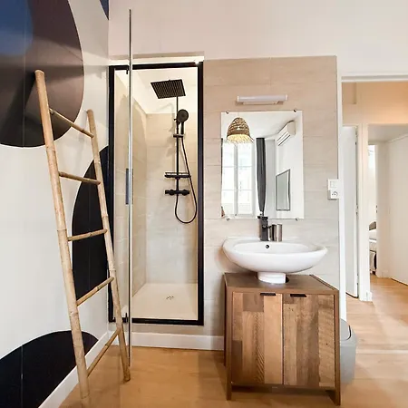 Stylish 3-bedroom - Steps From Palais Des Festivals Appartement