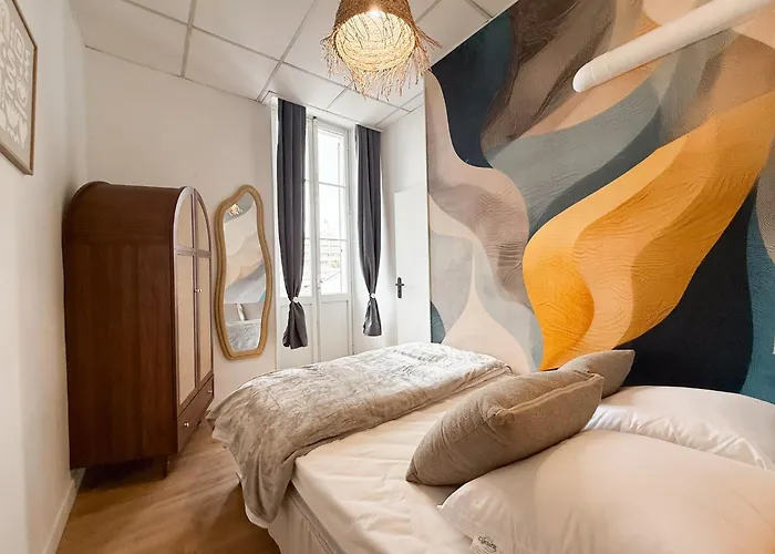 Stylish 3-bedroom - Steps From Palais Des Festivals